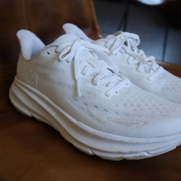 HOKA CLIFTON 9 - Picture 9 of 13